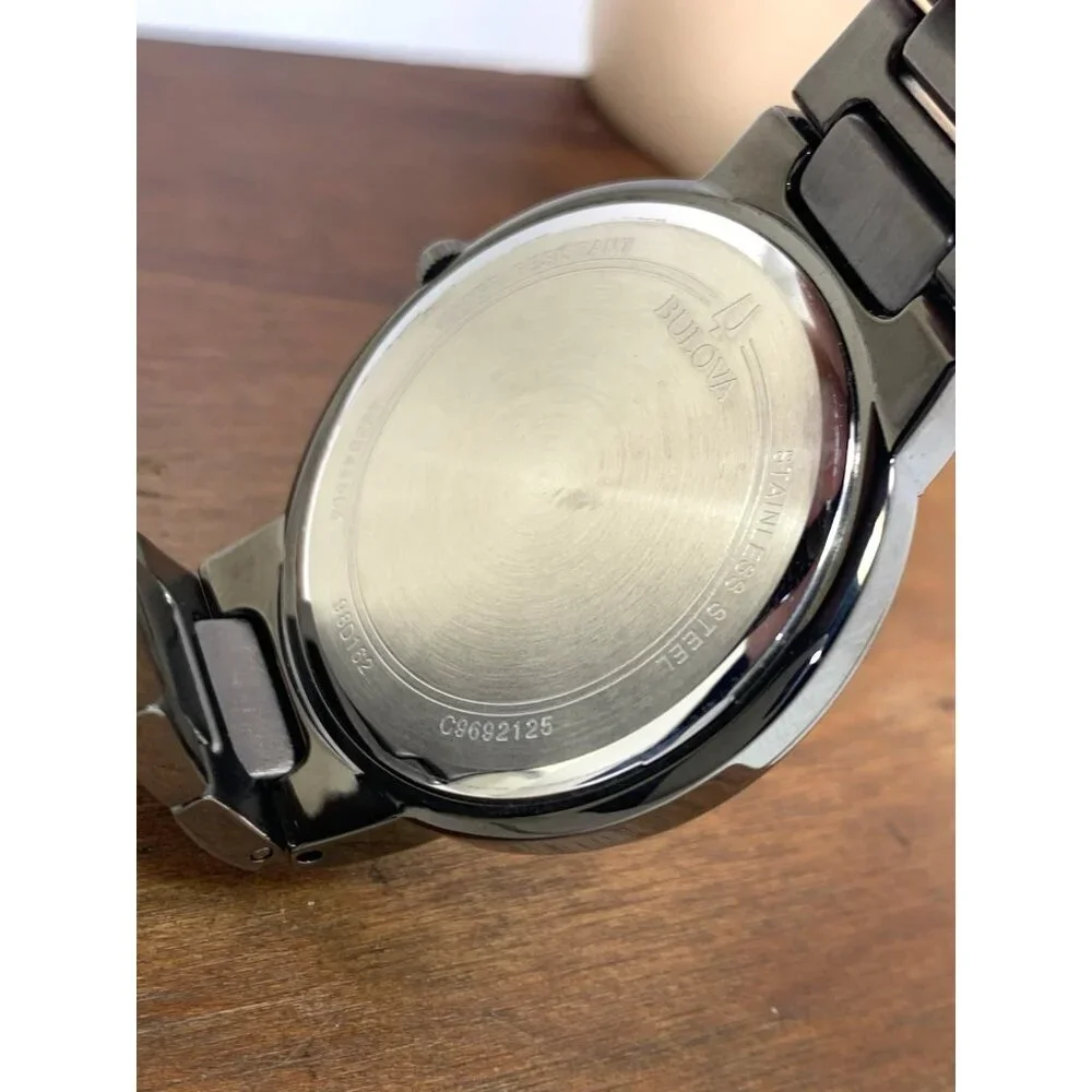 Bulova Mens Watch 98D162 Quartz Gunmetal Black Diamond Dial Stainless Steel 41mm